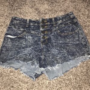 High wasted jean shorts